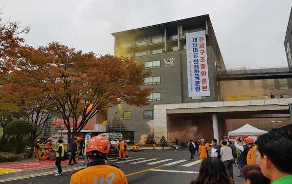 지난해 동작가 숭실대학교에서 재난대응 안전한국훈련을 진행하고 있다. /사진 동작구청