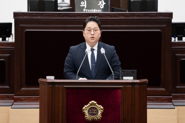 5분발언을 하고 있는 김대영 의원.