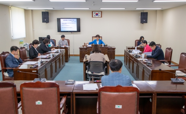 강북구의회 운영위원회가  6월1일부터 12일까지 12일간 제264회 제1차 정례회를진행하기로 확정했다.