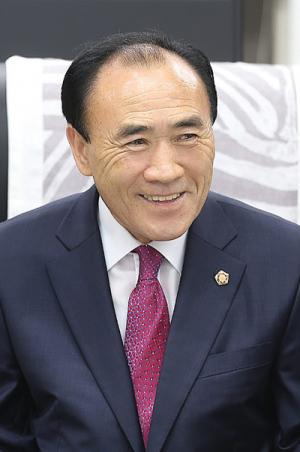 임 태 근 성북구의회 의장 / “협치, 소통, 구민 최우선 의회 만들겠다”