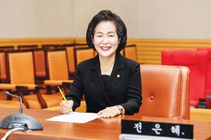 전은혜 광진구의회 예결위원장 / “취약계층, 소상공인, 청년 위한 예산에 집중”